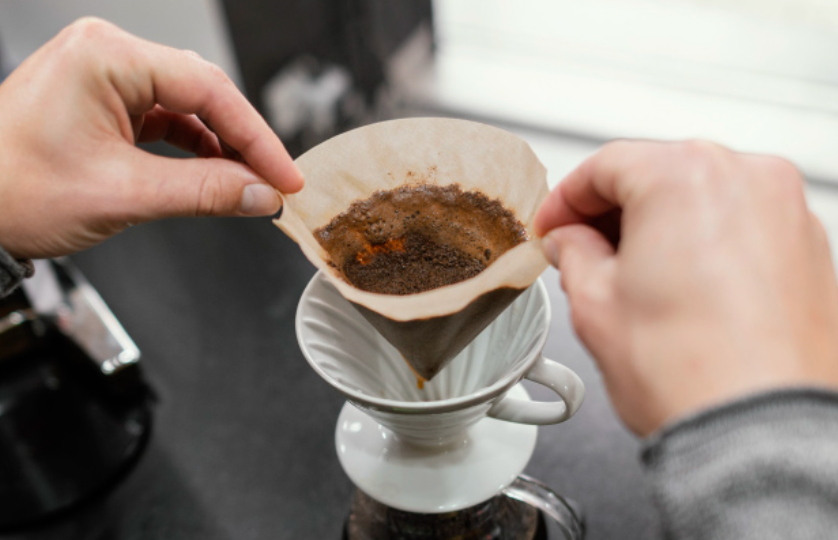 Guia definitivo do Pour-Over: extraia cada nuance do seu café Forja